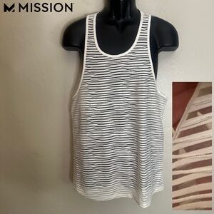 MIssion Mesh Tank Top Medium Gently worn Polyester/rayon/spandex mesh unlined